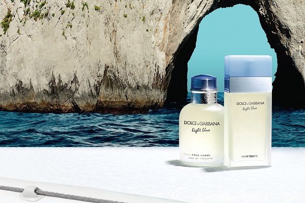 dolce-and-gabbana-light-blue-perfume-men-women-packshot.jpg