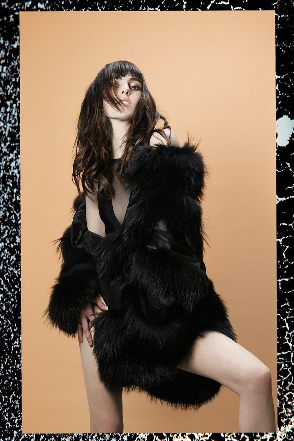 060713060713alilohanbyjesseuntrachtoaknerforrelapsemagazine2.jpg
