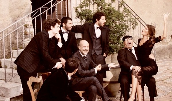 dolce-and-gabbana-fall-winter-2013-advertising-campaign-the-backstage-video.jpg