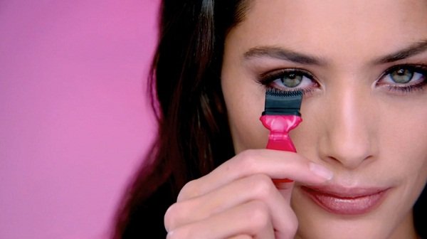 mascara-mega-effects-avon-03.jpg