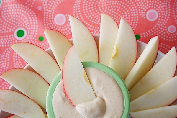 Apple-Yogurt-Dip-1.jpg