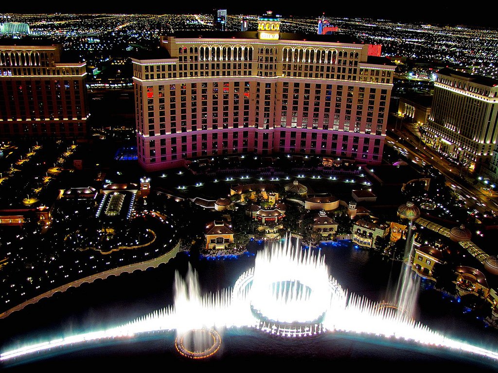 bellagio-las-night.jpg