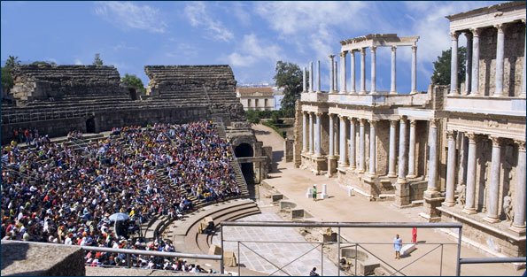 Roman_theatre_Merida