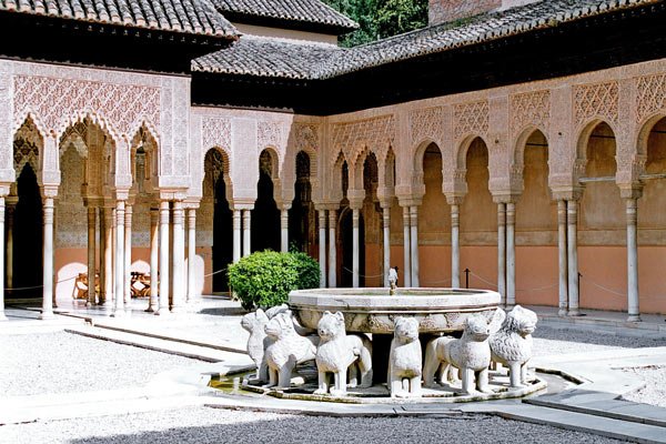 patio_de_los_leones_alhambra_granada600
